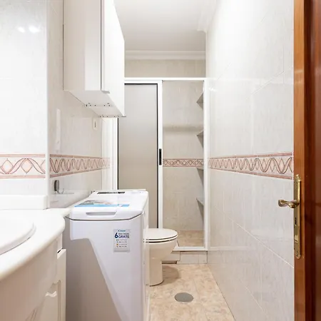 Junto Al Parque Santa Catalina Apartment