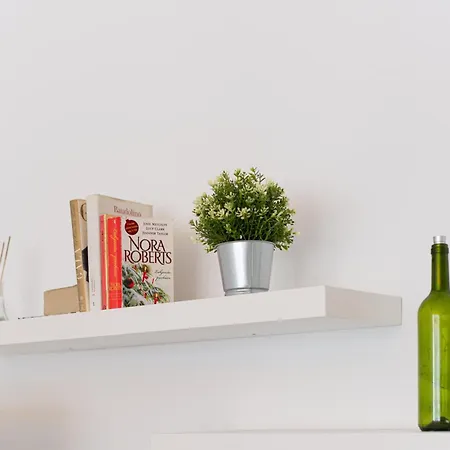 Almar Sagasta Apartment *